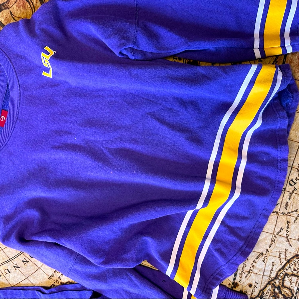 LSU tigers sweater